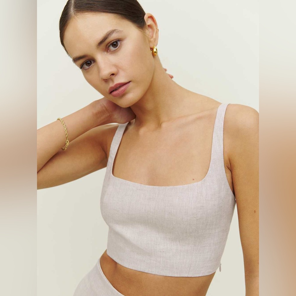 Reformation Linen Square-Neck Crop Top in Light Mauve